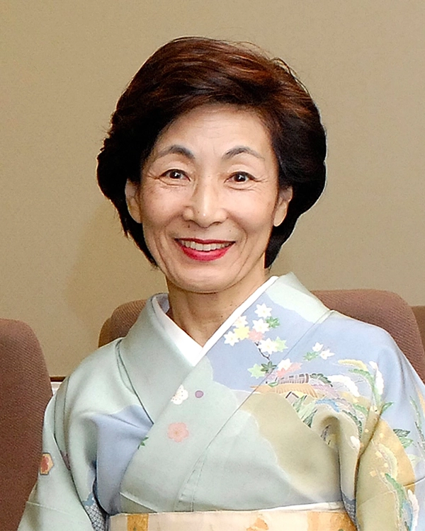 公益財団法人 五井平和財団 会長 / 西園寺 昌美